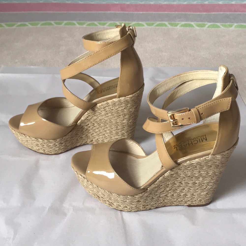 Michael Kors patent leather wedges - Picture 3 of 10